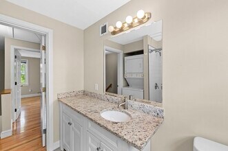 464 Main St in Boston, MA - Building Photo - Building Photo