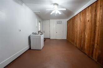 1620 E King St in Sherman, TX - Building Photo - Building Photo