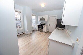 5 Colchester St in Boston, MA - Building Photo - Building Photo