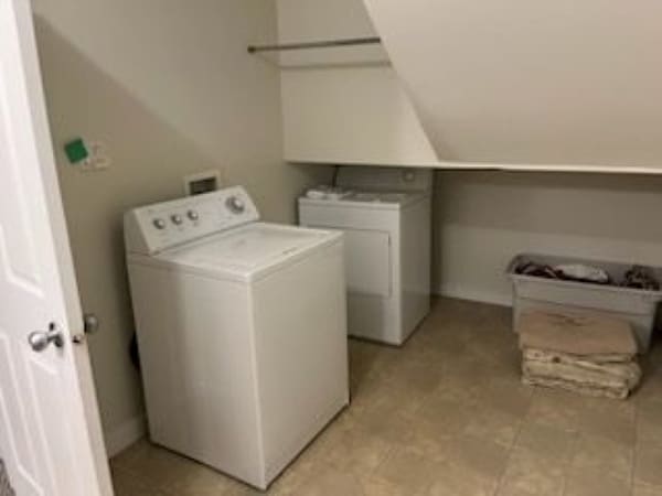 1640 Kisber Av in Victoria, BC - Building Photo - Building Photo