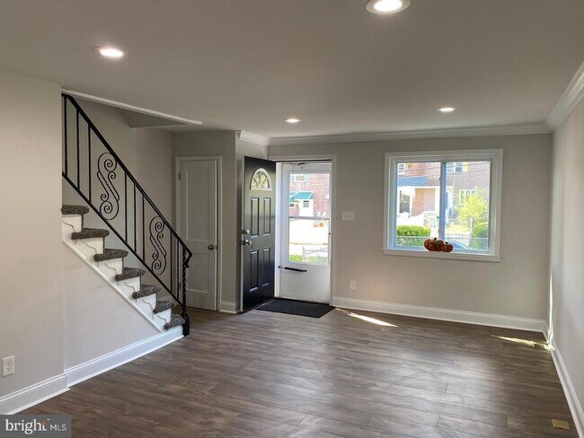 809 Grant Rd in Folcroft, PA - Building Photo - Building Photo