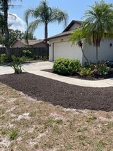 3805 Gatewood Dr in Sarasota, FL - Foto de edificio - Building Photo