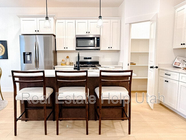 property at 4787 Heartwood Rd