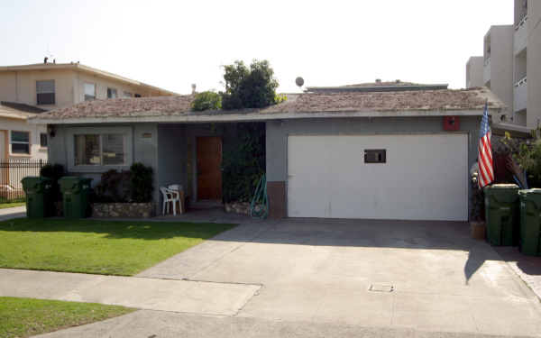 Queen Apartments in Inglewood, CA - Foto de edificio