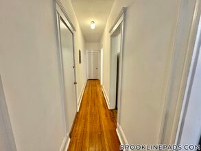 37 Dwight St in Brookline, MA - Building Photo - Building Photo