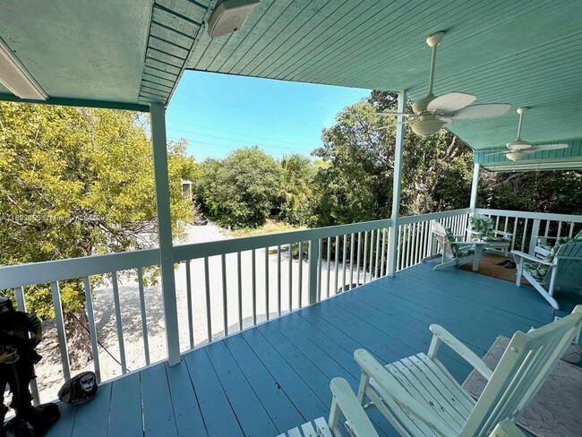 410 Mahogany Ave in Key Largo, FL - Building Photo - Building Photo