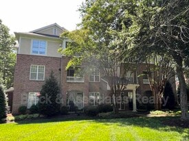 8011 Allyns Landing Way