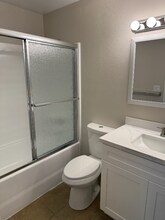 625 E Palm Ave in Burbank, CA - Building Photo - Building Photo