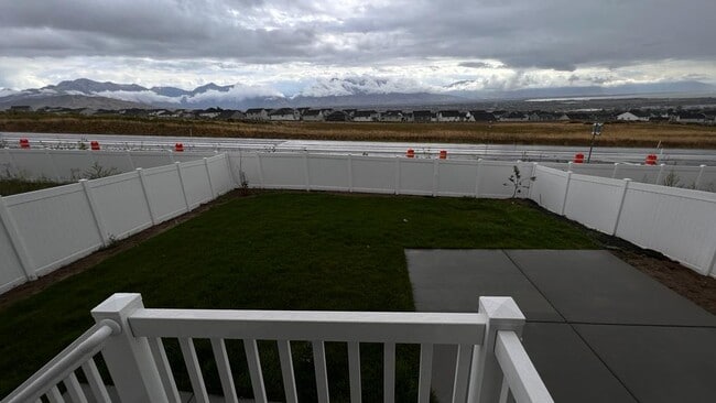 2168 N Cloverleaf Wy in Saratoga Springs, UT - Building Photo - Building Photo