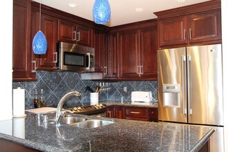 3550 Lebon Dr in San Diego, CA - Building Photo - Building Photo