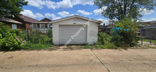 5931 Floy Ave in St. Louis, MO - Building Photo - Building Photo
