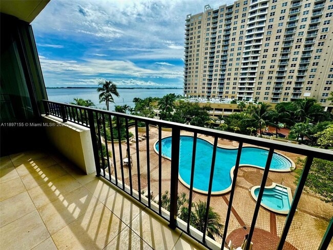 property at 520 Brickell Key Dr