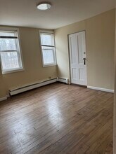 225 Mill St in New Britain, CT - Building Photo - Building Photo