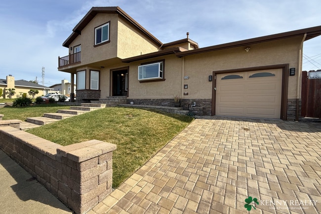 1224 Baywood Ave in South San Francisco, CA - Building Photo - Building Photo