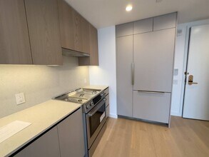 3 Ct Square W in Queens, NY - Building Photo - Building Photo