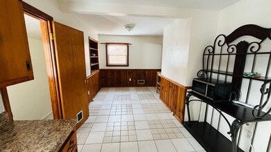 2530 Maiden Ln SW in Roanoke, VA - Building Photo - Building Photo