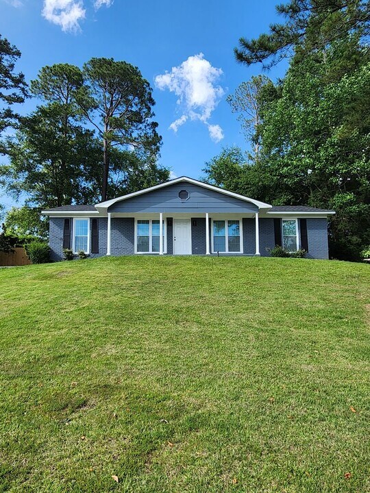 6418 Old Post Ct in Columbus, GA - Building Photo