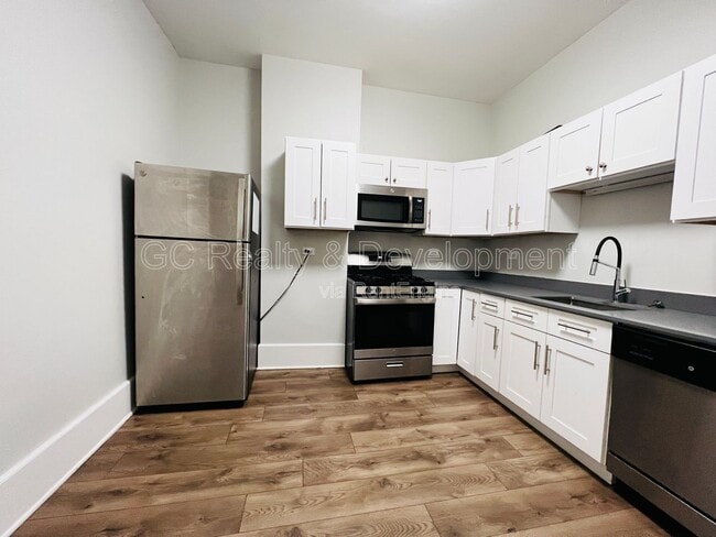 6401 S Eberhart Ave in Chicago, IL - Building Photo - Building Photo