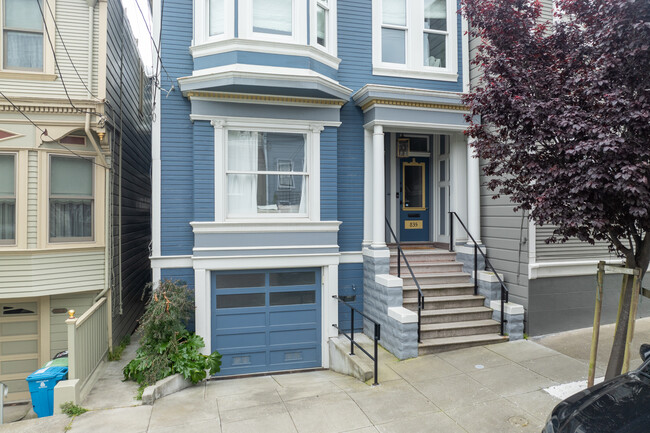 835 Douglass St in San Francisco, CA - Building Photo - Building Photo