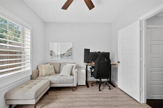 1850 Wood Ledge Pl in Dallas, TX - Building Photo - Building Photo