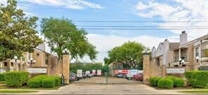 property at 14600 Fonmeadow Dr