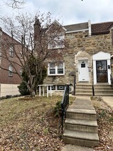 1541 Devereaux Ave, Unit 2nd floor in Philadelphia, PA - Building Photo - Building Photo