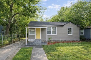 1060 W 13th St in Jacksonville, FL - Building Photo