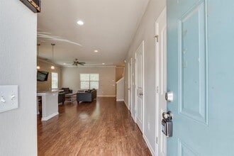 1300 Steamboat Wy in Norman, OK - Building Photo - Building Photo