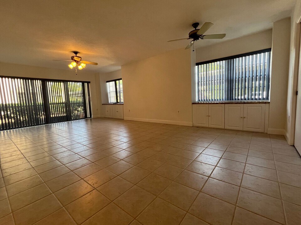 23465 Harbor View Rd in Punta Gorda, FL - Building Photo