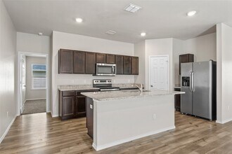 6941 Guadalupe Rd in China Spring, TX - Building Photo - Building Photo