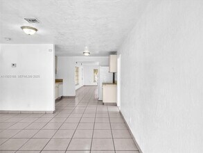 1624 S 23rd Ave in Hollywood, FL - Foto de edificio - Building Photo