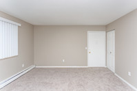 Valley Park in Toledo, OH - Building Photo - Interior Photo