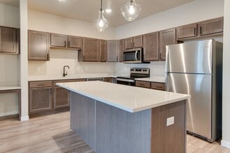 Augusta Apartments in Fargo, ND - Foto de edificio - Building Photo