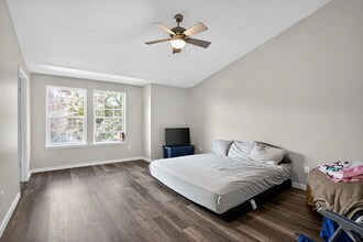 12505 NE 24th St in Vancouver, WA - Foto de edificio - Building Photo