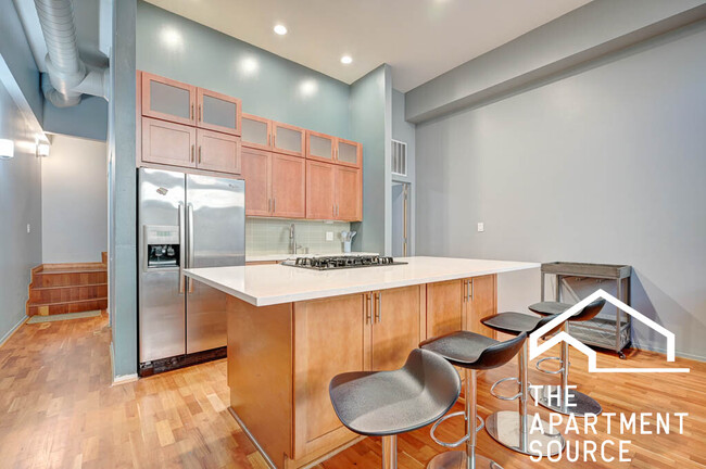 1760 W Wrightwood Ave, Unit 115 in Chicago, IL - Foto de edificio - Building Photo