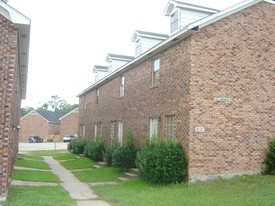 101 Shemper Dr Apartments