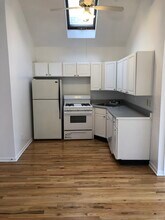 2311 N Greenview Ave in Chicago, IL - Building Photo - Building Photo