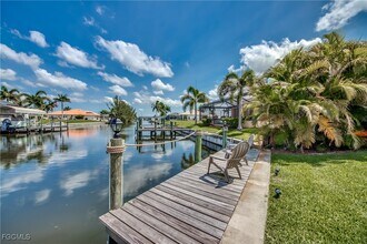 4142 SW 22nd Ct in Cape Coral, FL - Building Photo - Building Photo