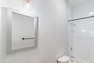 492 Sumner St, Unit 2 in Boston, MA - Building Photo - Building Photo