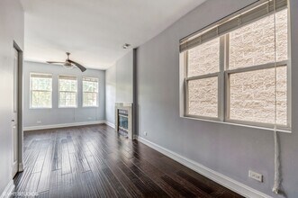 1535 N Campbell Ave in Chicago, IL - Building Photo - Building Photo