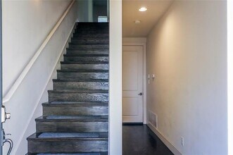 3010 Zenia Dr in Dallas, TX - Building Photo - Building Photo