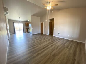 2205 North Cobblefield Street in Ellensburg, WA - Building Photo - Building Photo