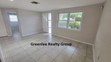 4536 Belfast Dr in New Port Richey, FL - Building Photo - Building Photo
