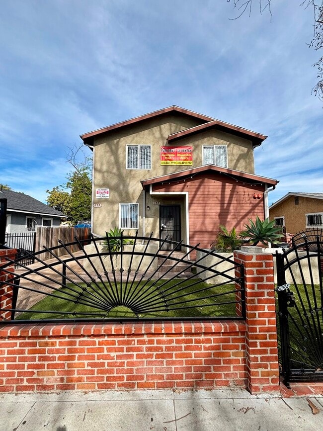 property at 157 W 89th St