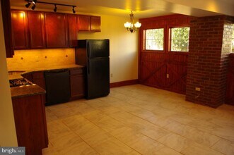 308 S Church St-Unit -13 in West Chester, PA - Building Photo - Building Photo