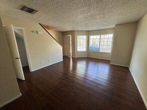 624 W Graaf Ave-Unit -B in Ridgecrest, CA - Building Photo - Building Photo