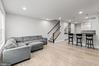 7537 Crowley St in Elkridge, MD - Building Photo - Building Photo