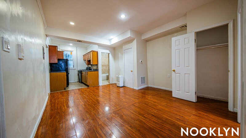 445 Liberty Ave in Brooklyn, NY - Building Photo