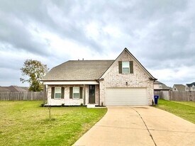 5434 Lakeside Cove in Walls, MS - Building Photo