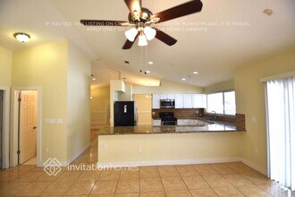 16501 NW 84th Ct in Miami Lakes, FL - Building Photo - Building Photo